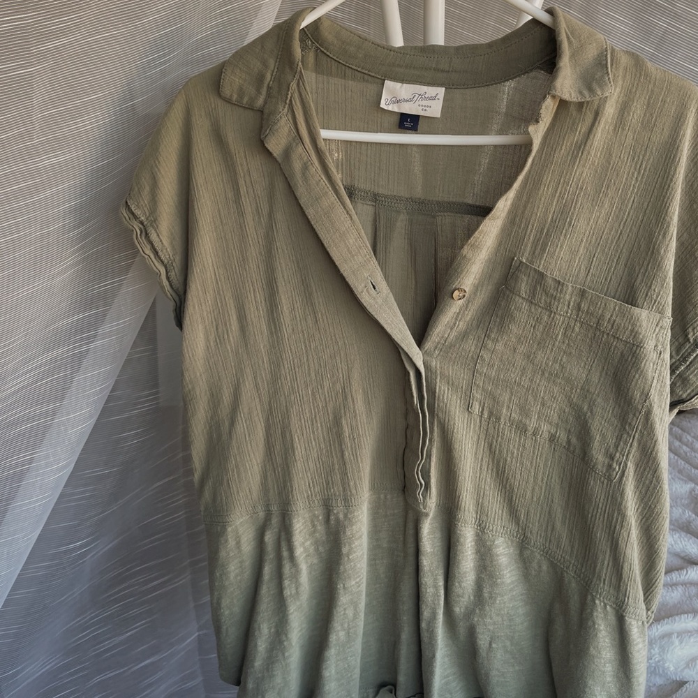 Universal Thread Green Blouse